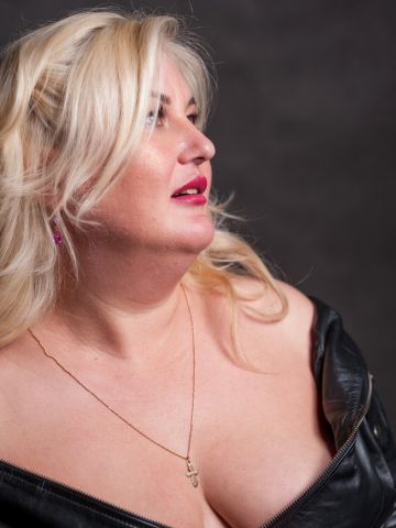 Милена Аппетитная Брюнетка Уинское