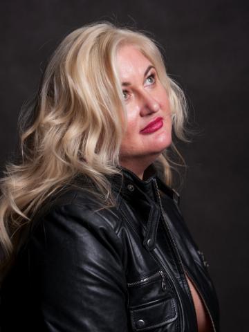 Милена Аппетитная Брюнетка фото 17